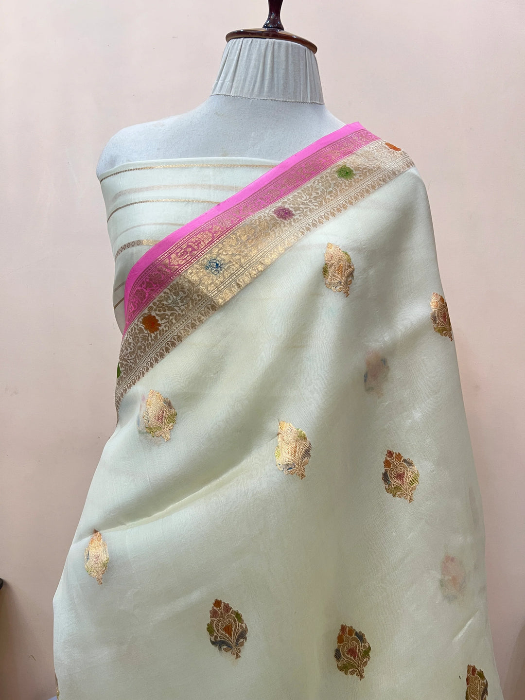White Pure Kora Silk Handloom Banarasi Saree
