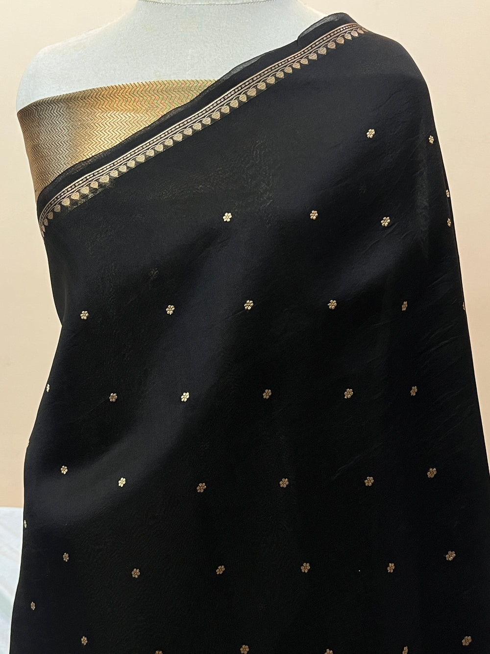 Black Pure Kora Silk Handloom Banarasi Saree