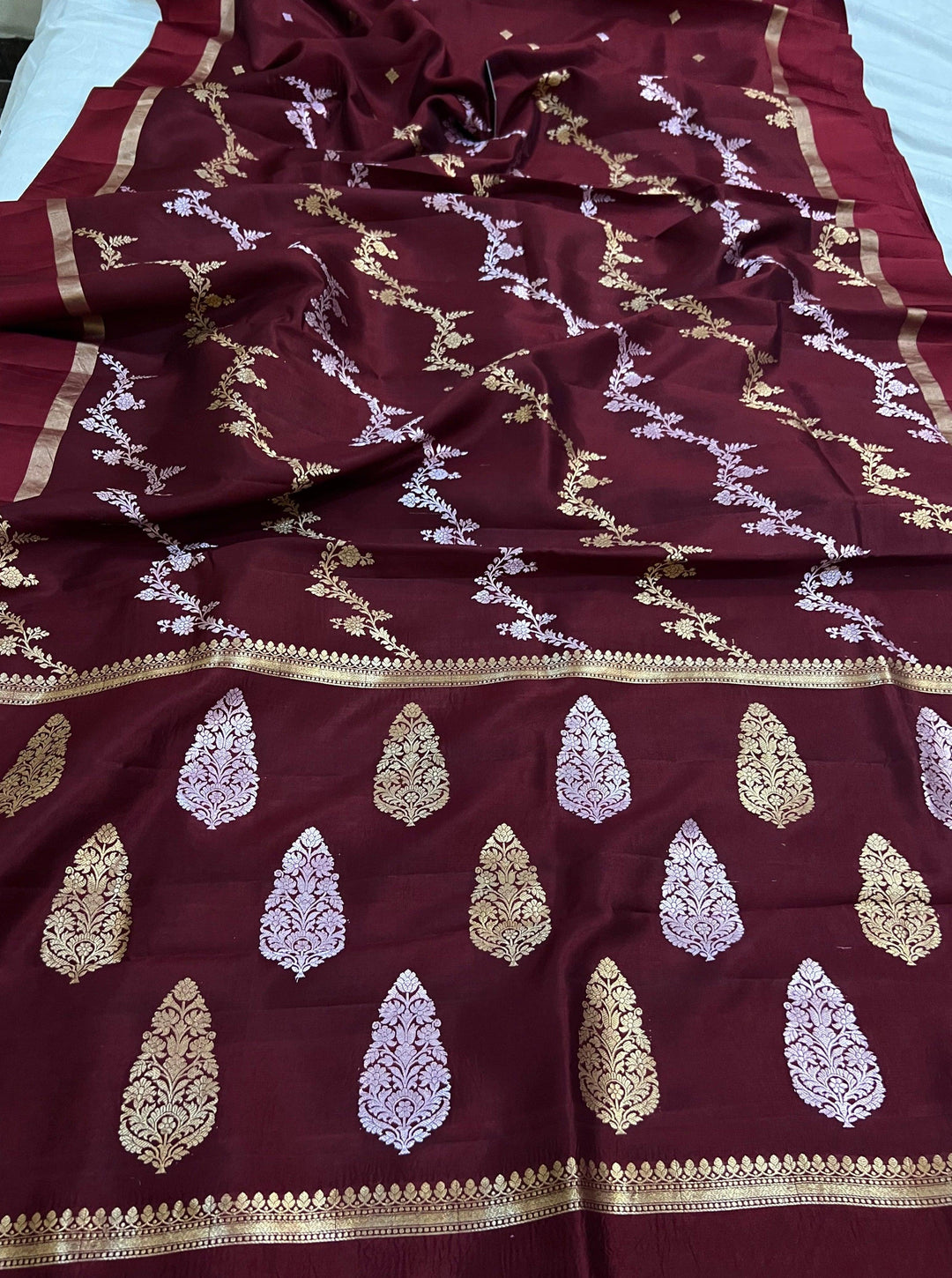 Maroon Pure Banarasi Handloom Silk Saree - Aura Benaras