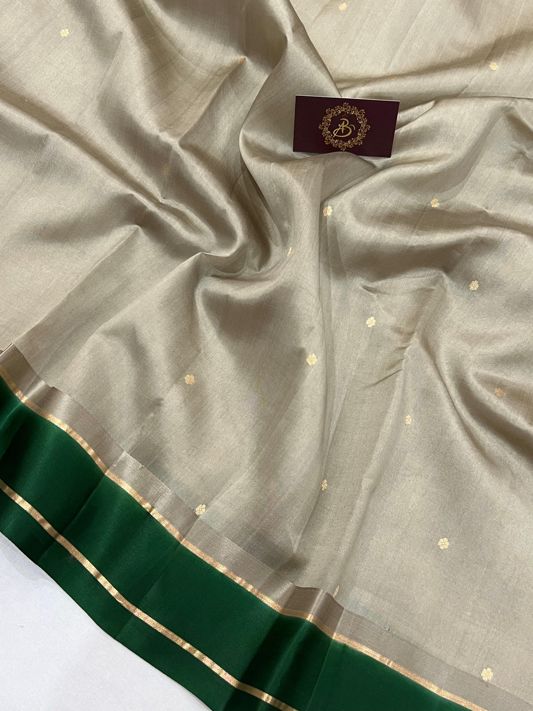 Light Grey Pure Banarasi Handloom Silk Saree - Aura Benaras