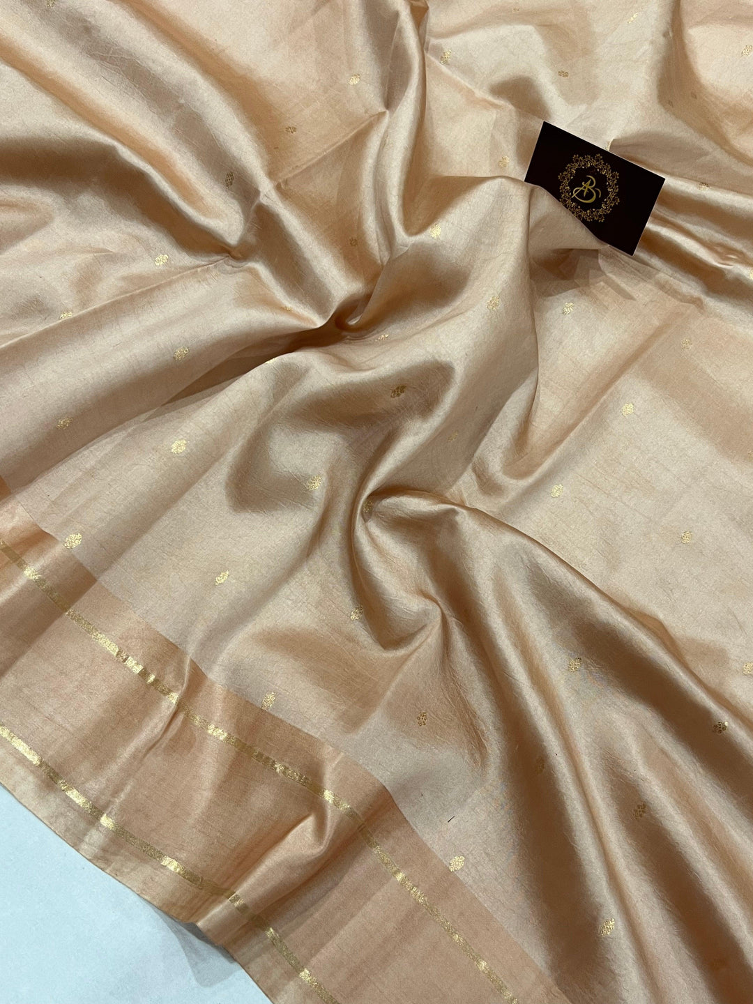 Beige Pure Banarasi Handloom Silk Saree - Aura Benaras