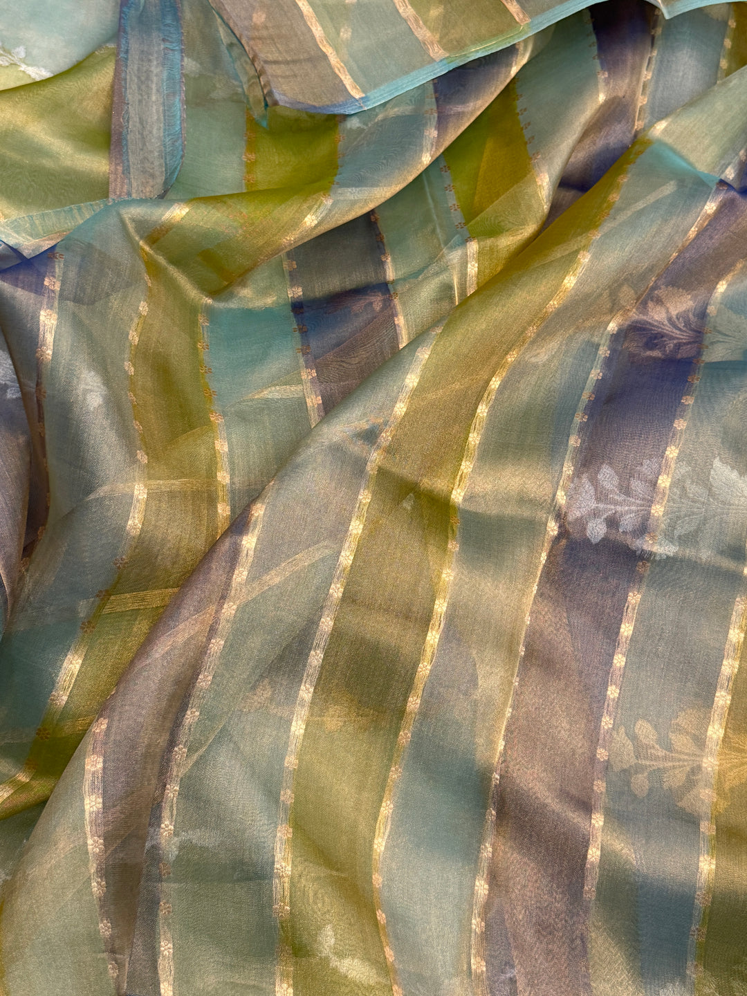 Sea Green Pure Tissue Silk Handloom Banarasi Saree
