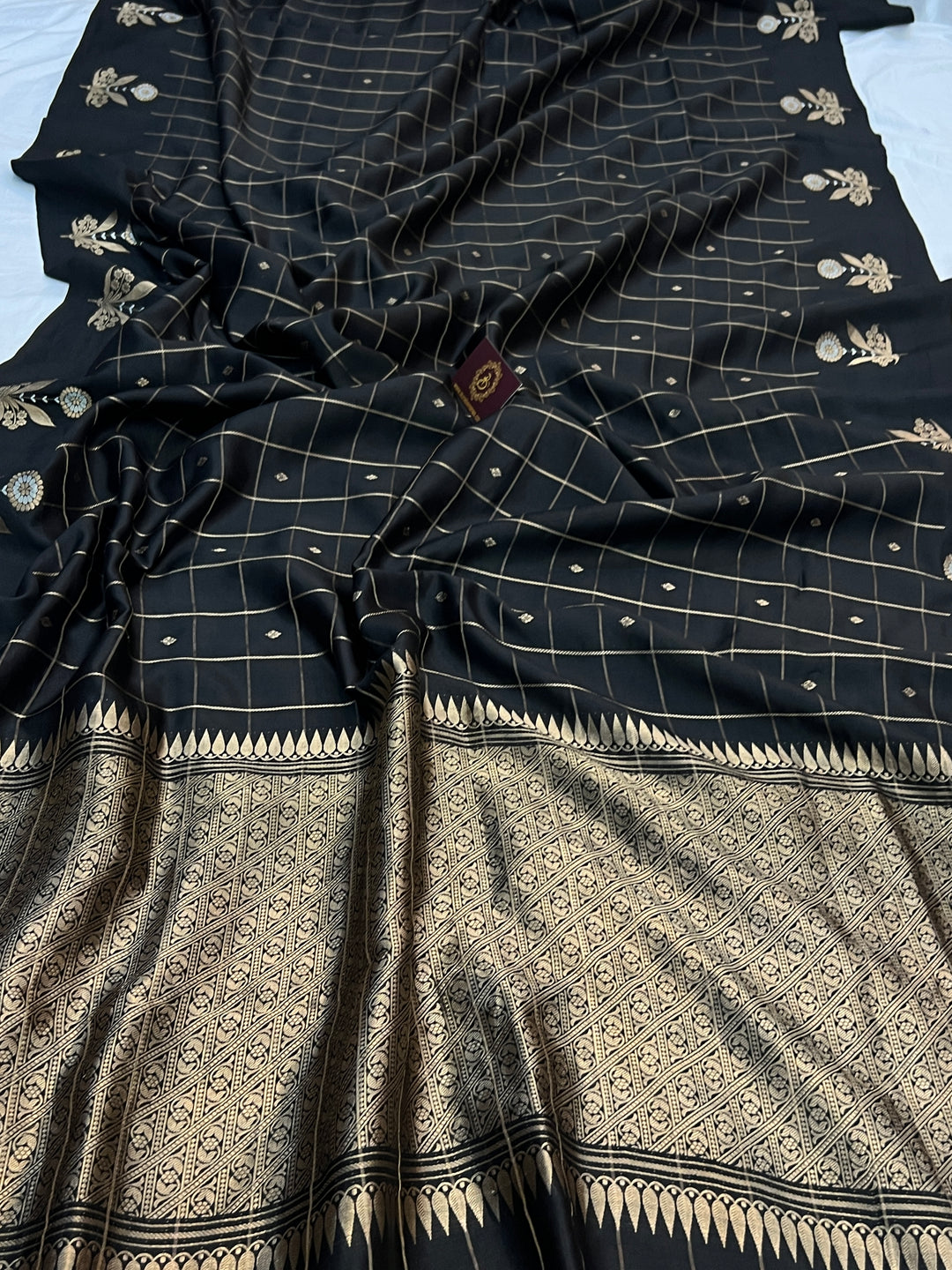 Black Pure Banarasi Handloom Silk Saree