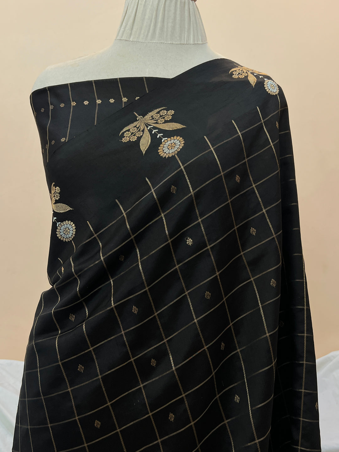 Black Pure Banarasi Handloom Silk Saree