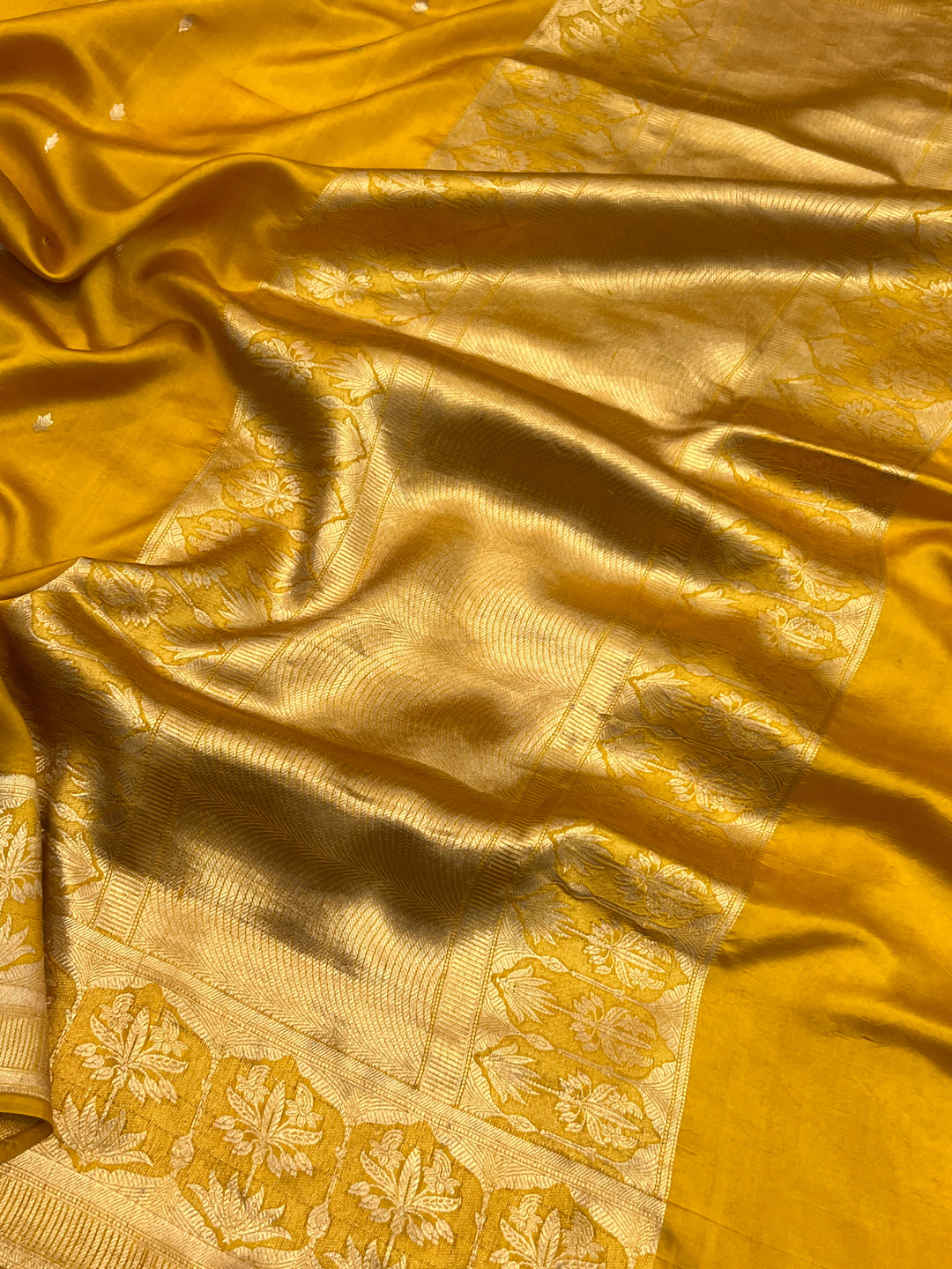 Yellow Pure Silk Handloom Banarasi Saree