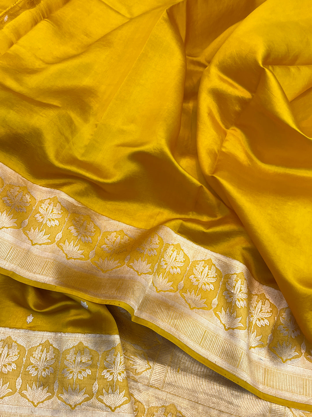 Yellow Pure Silk Handloom Banarasi Saree