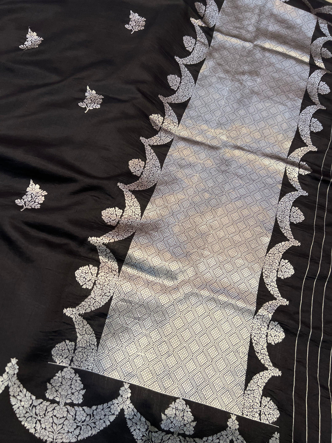 Black Pure Silk Banarasi Saree with Kadhwa Butas & Scallop Border
