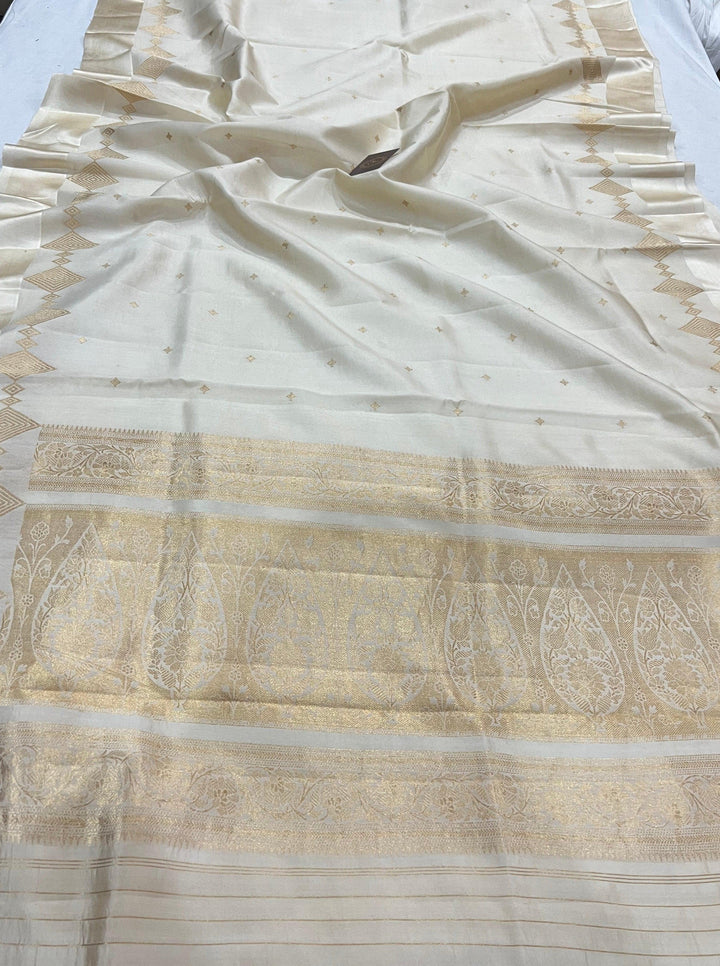 Cream Pure Banarasi Handloom Silk Saree - Aura Benaras