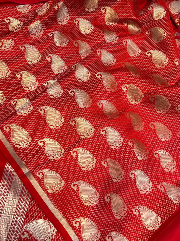 Red Pure Banarasi Handloom Mashru Silk Saree