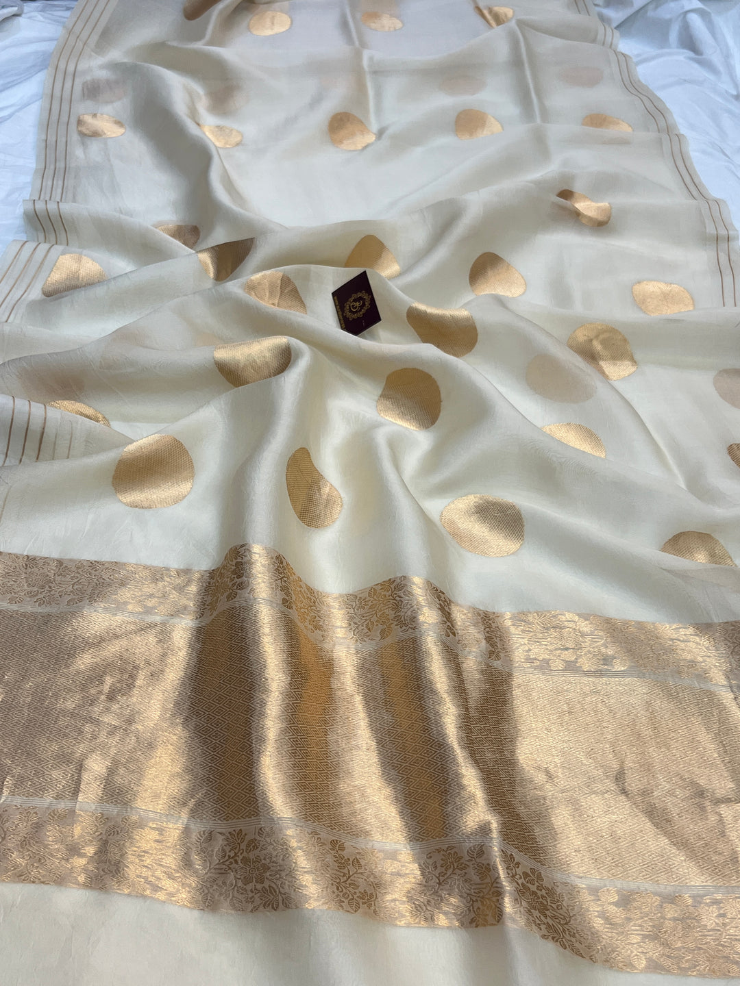 Cream Pure Banarasi Handloom Kora Silk Saree