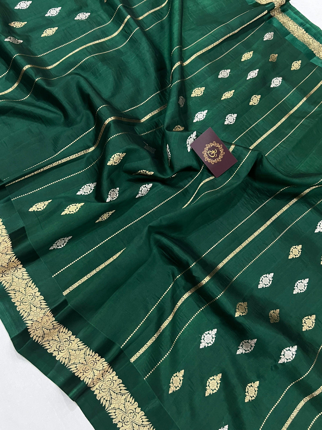 Bottle Green Pure Banarasi Handloom Silk Saree - Aura Benaras
