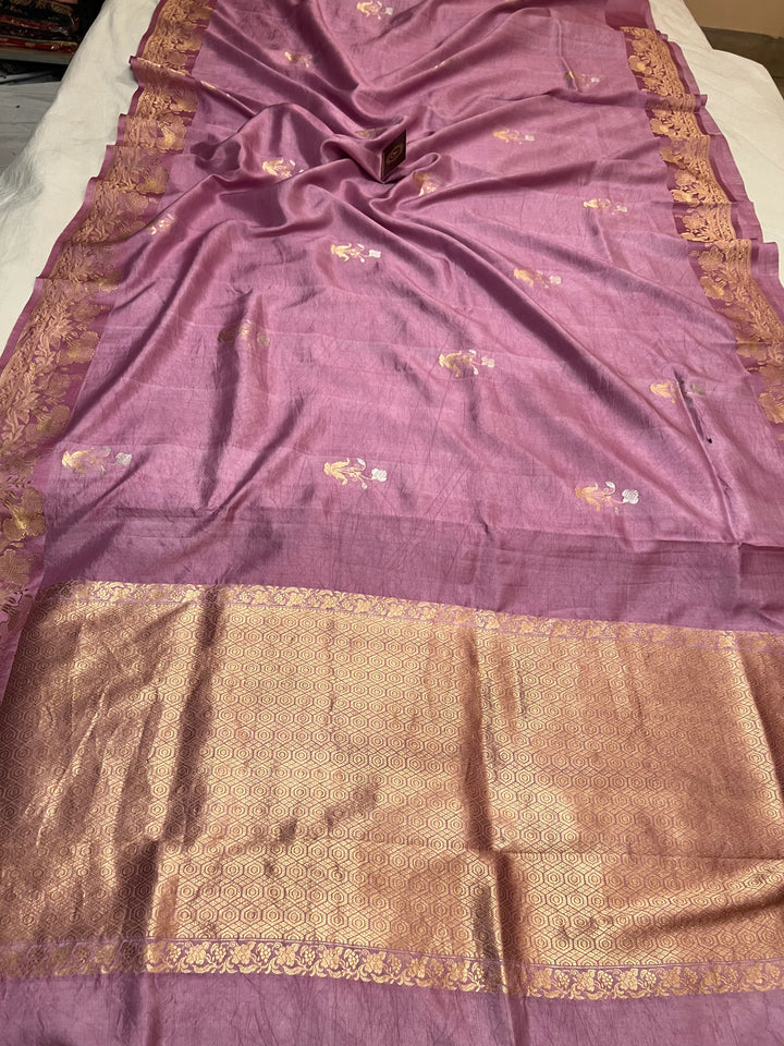 Dusty Lavender Pure silk handloom Banarasi saree with golden Kadhwa floral motifs