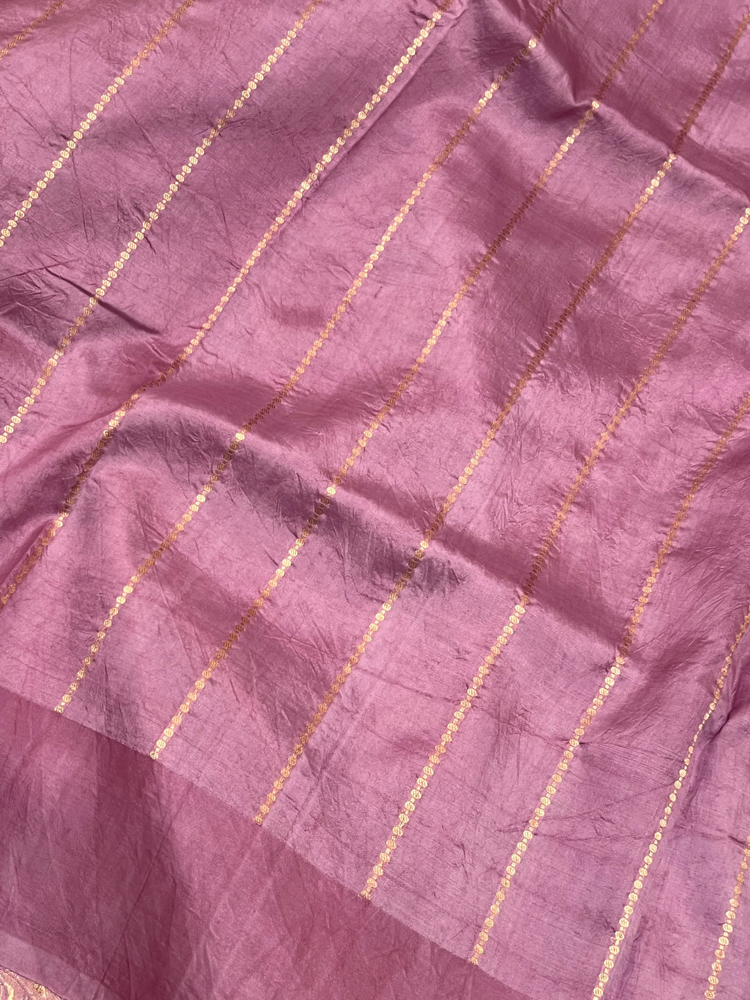 Dusty Lavender Pure silk handloom Banarasi saree with golden Kadhwa floral motifs