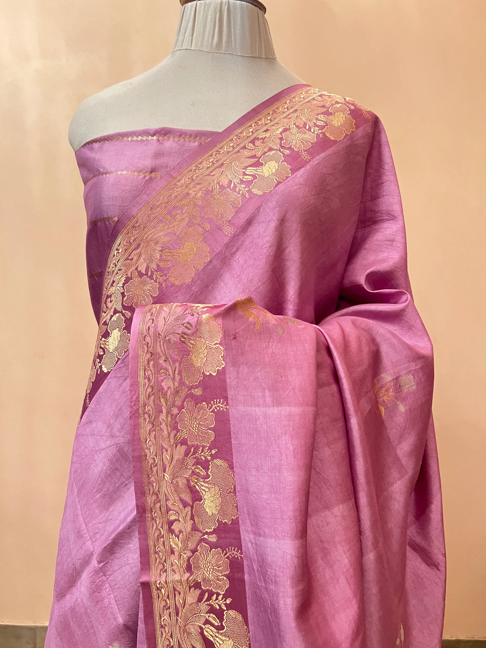 Dusty Lavender Pure silk handloom Banarasi saree with golden Kadhwa floral motifs