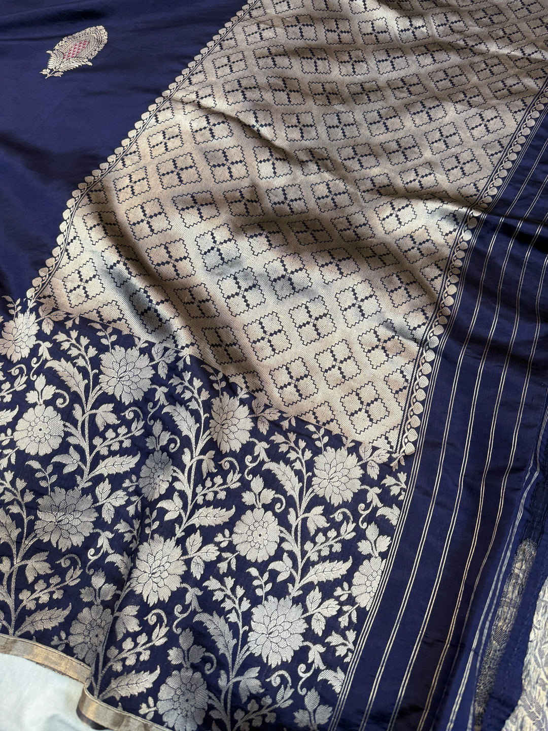 Navy Pure Silk Handloom Banarasi Saree