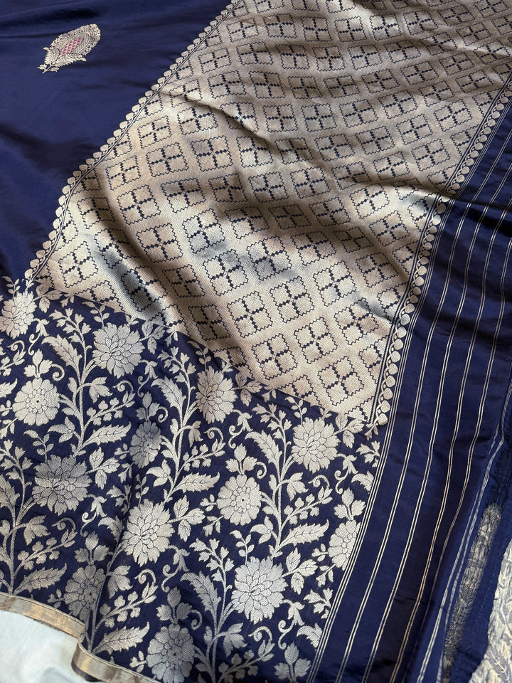 Navy Pure Silk Handloom Banarasi Saree
