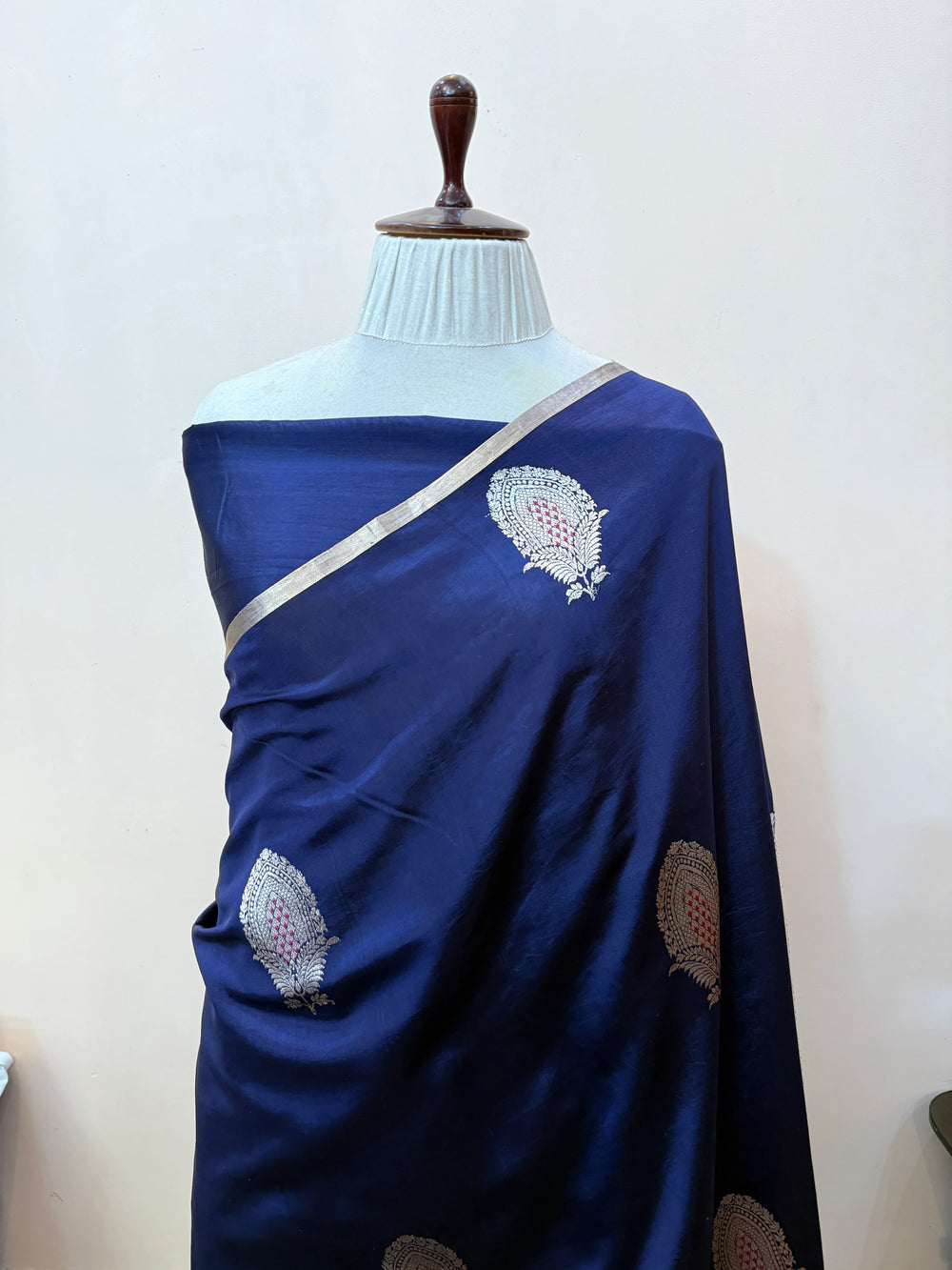 Navy Pure Silk Handloom Banarasi Saree