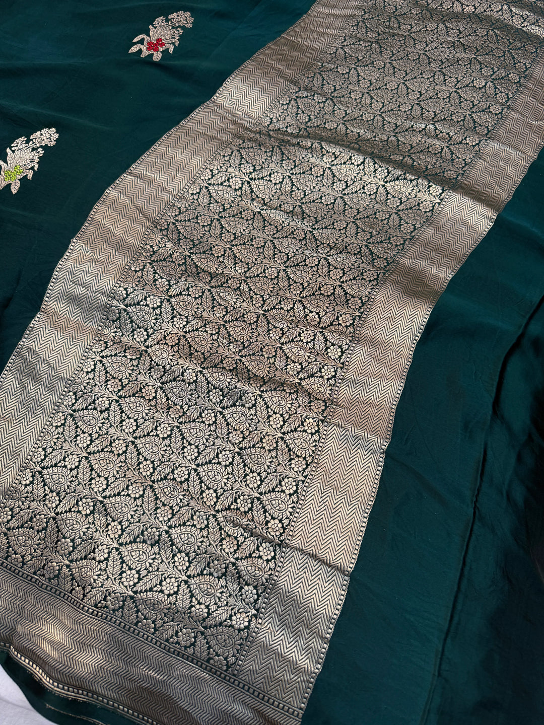 Bottle Green Pure Mashru Silk Handloom Banarasi Saree