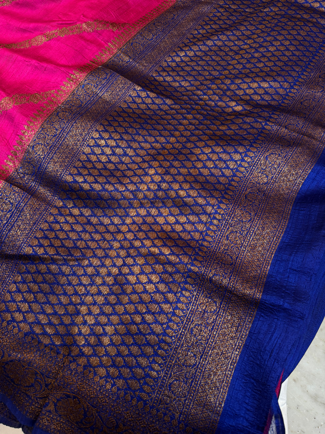 Rani Pink Pure Raw Silk Handloom Banarasi Saree