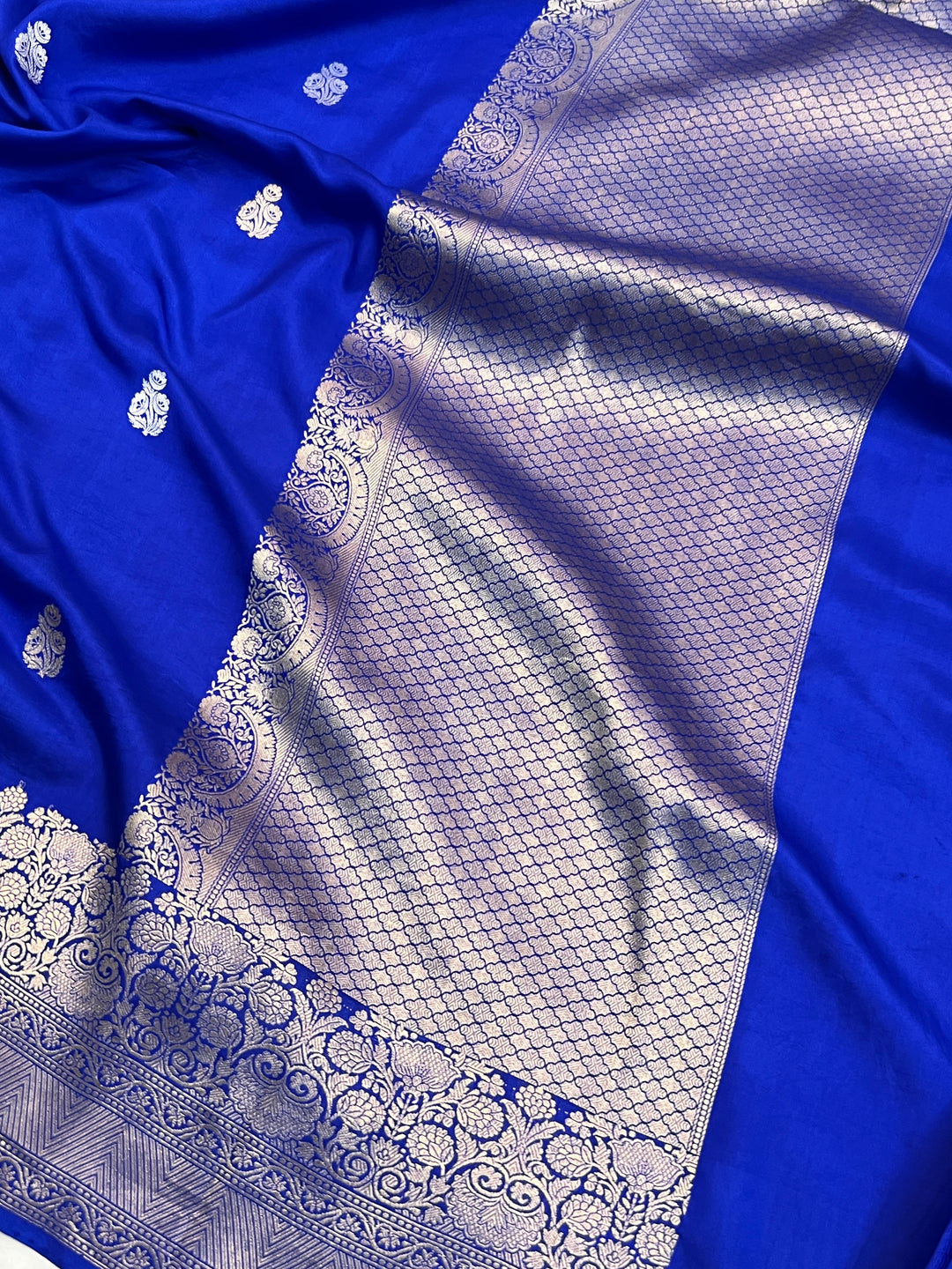 Royal Blue Pure Katan Silk Handloom Banarasi Saree