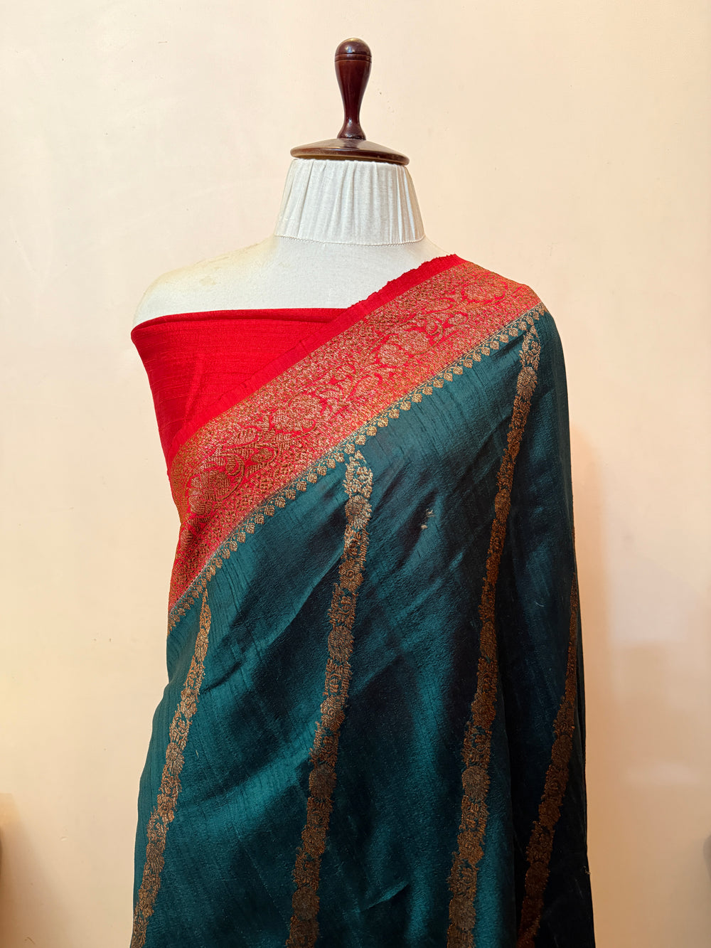 Bottle Green Pure Raw Silk Handloom Banarasi Saree