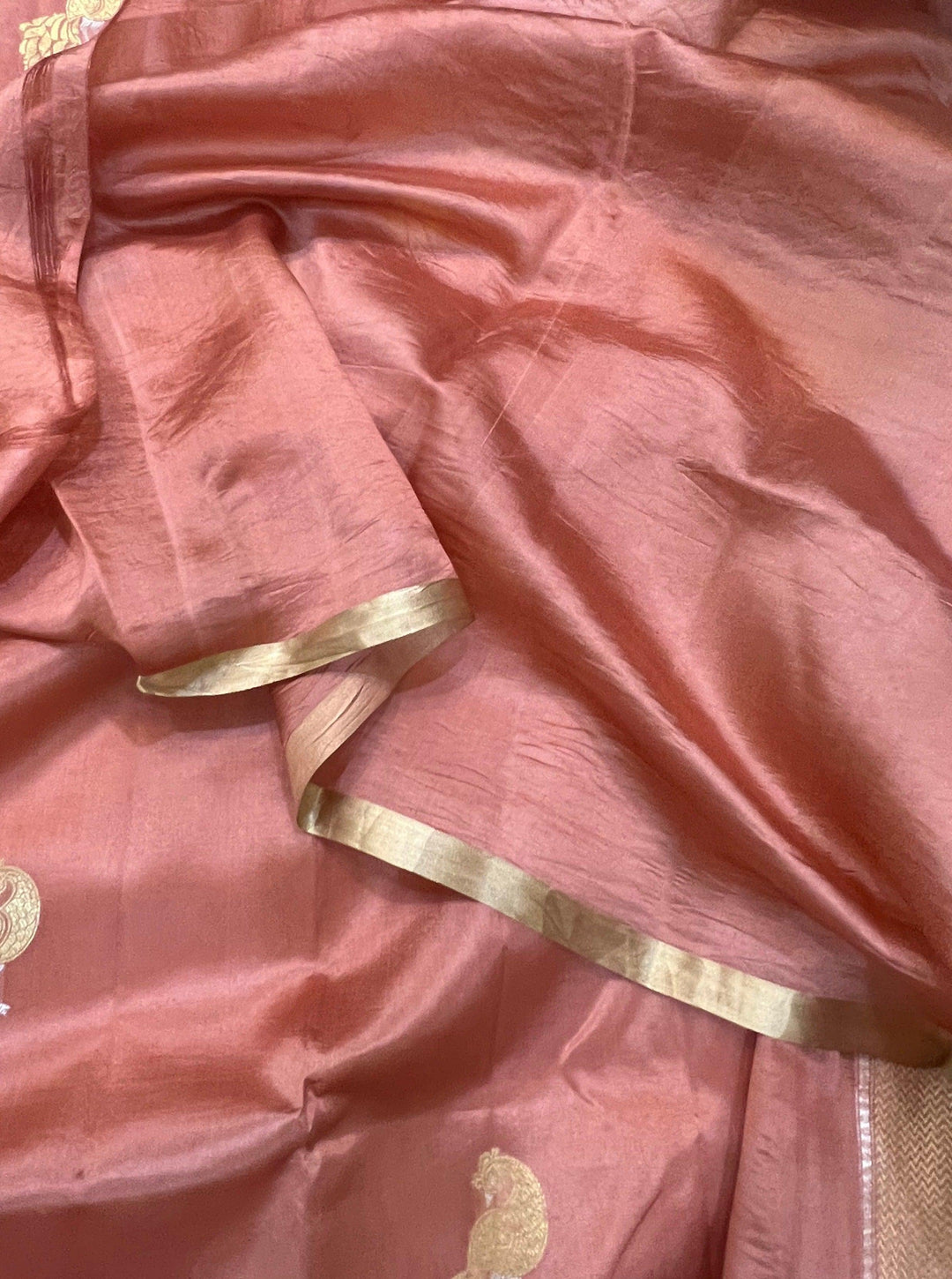 Pastel Peach Pure Banarasi Handloom Silk Saree - Aura Benaras