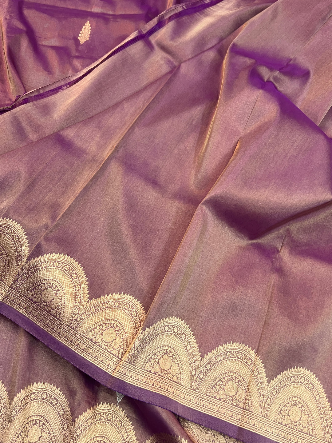 Magenta Purple Pure Tissue Silk Handloom Banarasi Saree