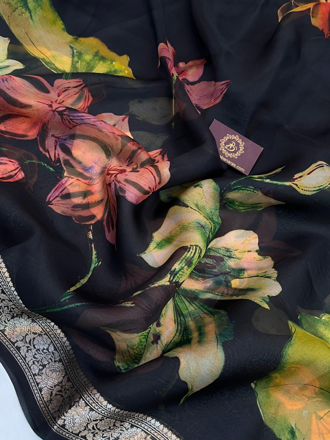 Elegant silver zari Banarasi border on Kora silk saree with floral digital design