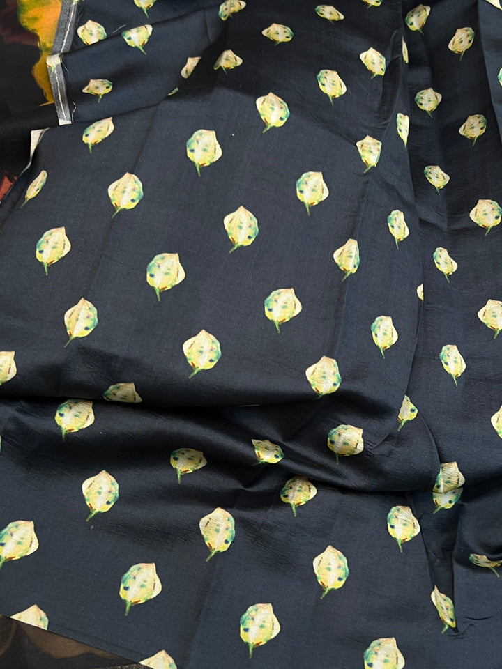 Matching Chiniya silk blouse piece with pure Banarasi handloom Kora silk saree