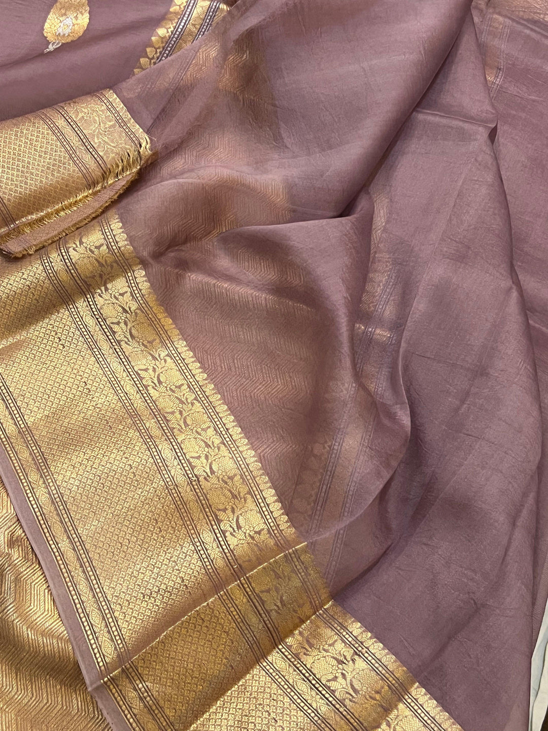 Dusky Lavender Pure Banarasi Handloom Kora Silk Saree - Aura Benaras