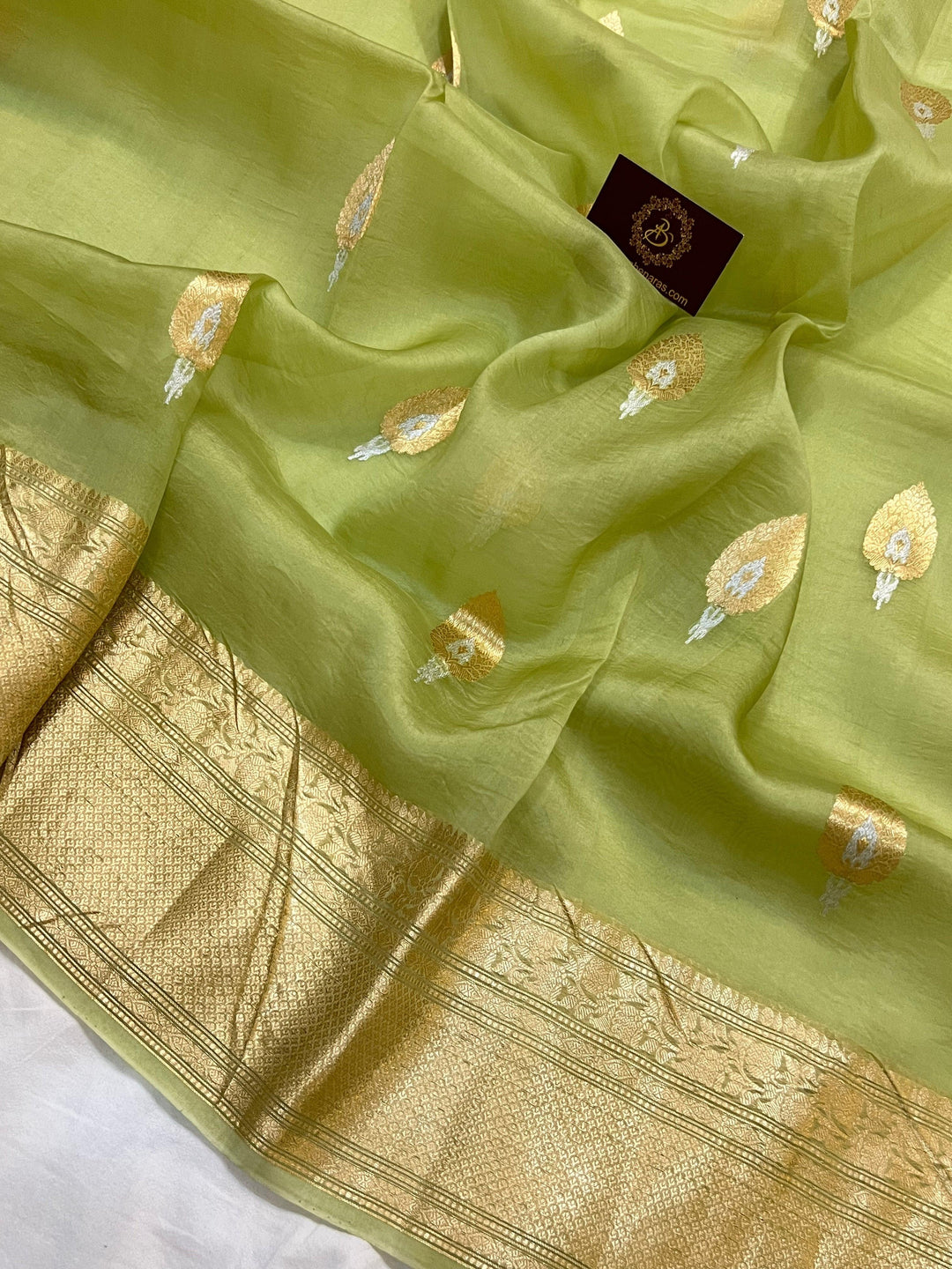 Dusky Green Pure Banarasi Handloom Kora Silk Saree - Aura Benaras
