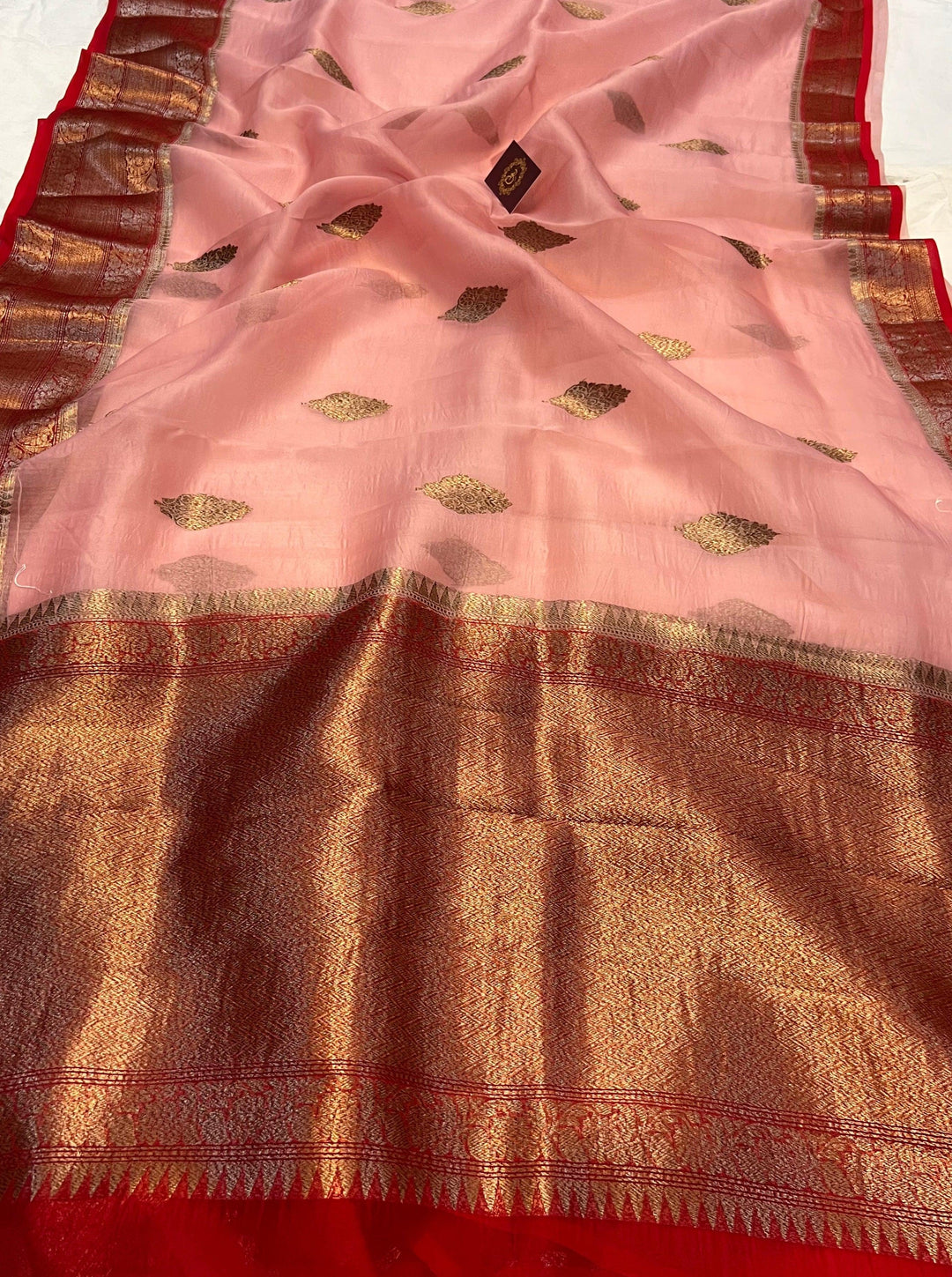 Peach Banarasi Handloom Kora Silk Saree - Aura Benaras