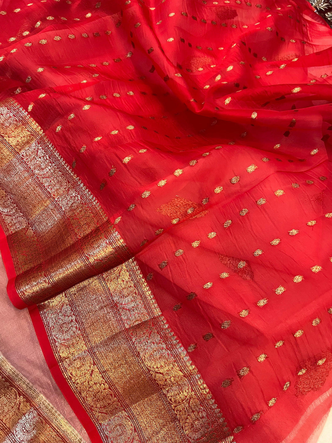 Peach Banarasi Handloom Kora Silk Saree - Aura Benaras