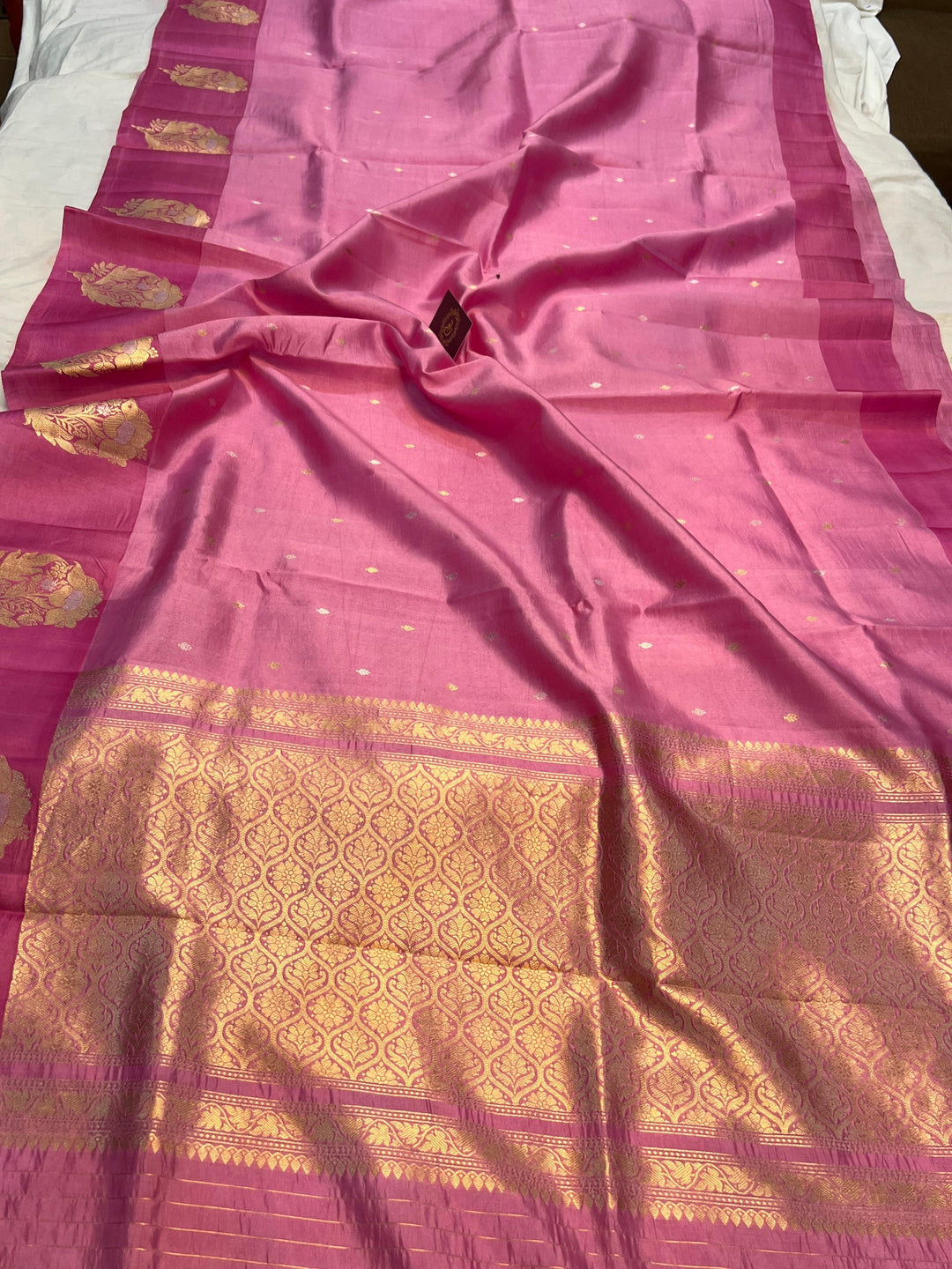 Pink Pure Banarasi Handloom Silk Saree - Aura Benaras