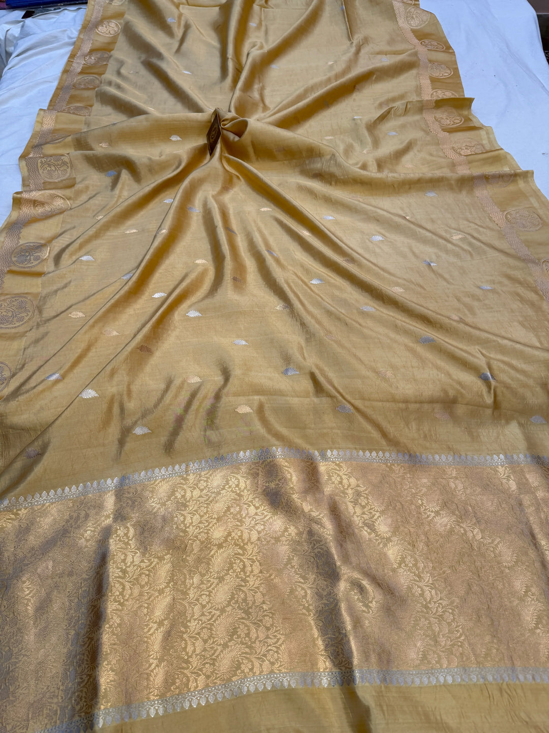 Golden Pure Silk Handloom Banarasi Saree