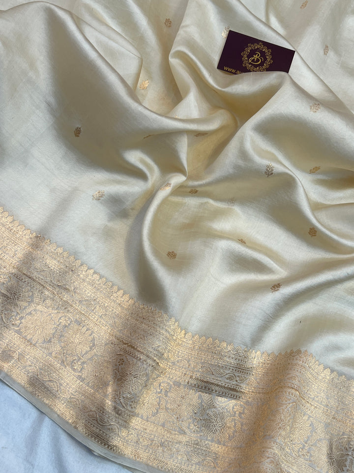 Cream Pure Silk Handloom Banarasi Saree