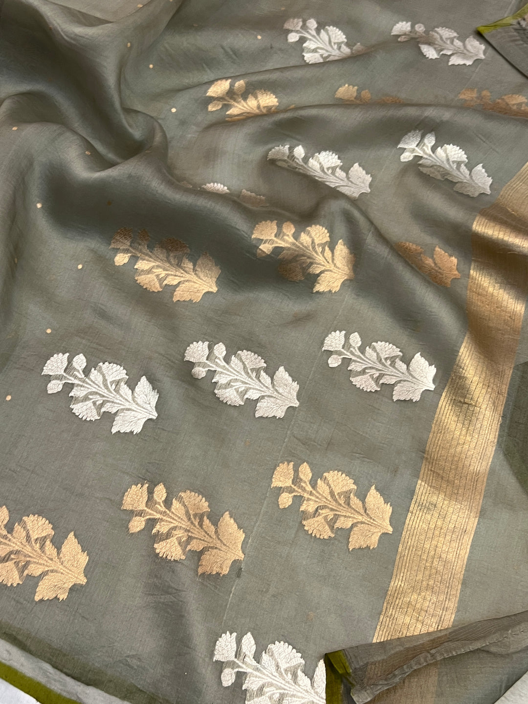 Grey Pure Kora Silk Handloom Banarasi Saree