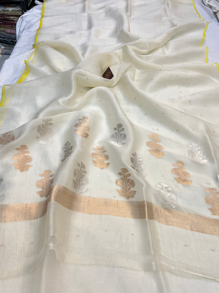 Off white Pure Kora Silk Handloom Banarasi Saree