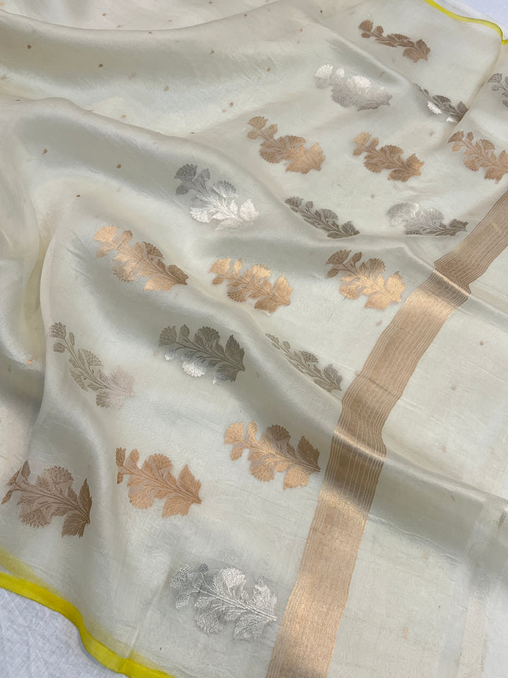 Off white Pure Kora Silk Handloom Banarasi Saree