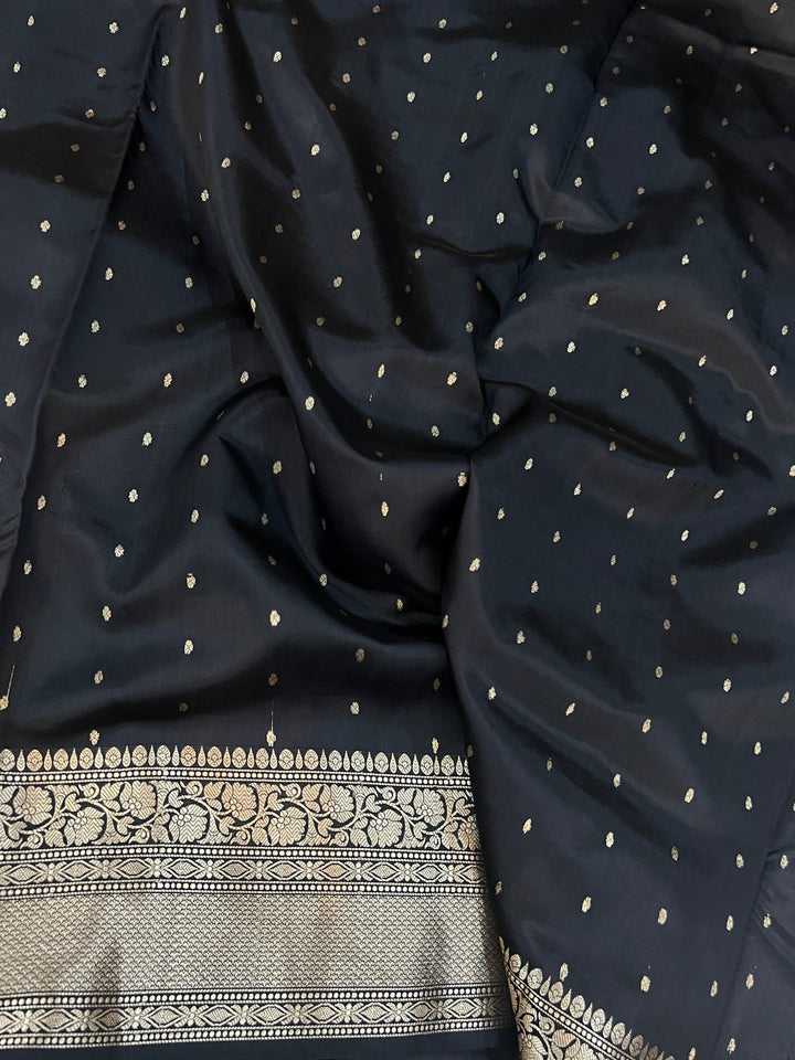 Black Pure Banarasi Handloom Silk Saree - Aura Benaras