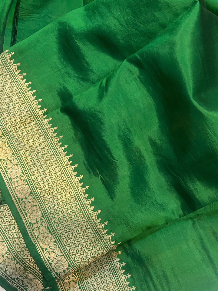 Green Pure Banarasi Handloom Silk Saree - Aura Benaras