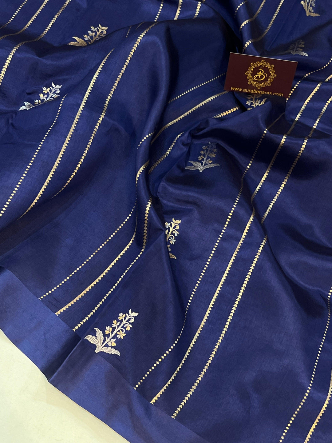 Navy Blue Pure Banarasi Handloom Silk Saree - Aura Benaras