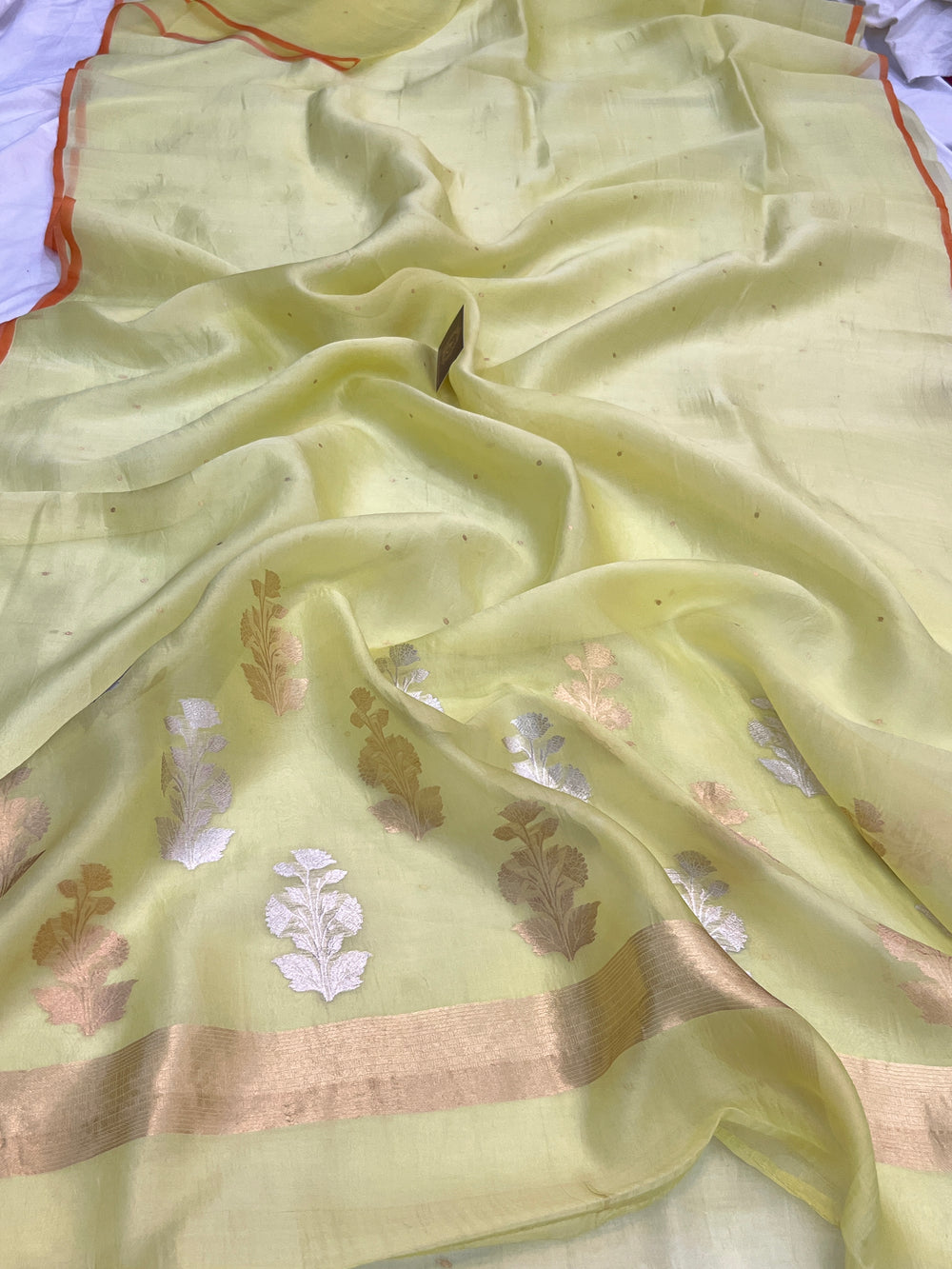 Summer Yellow Pure Kora Silk Handloom Banarasi Saree