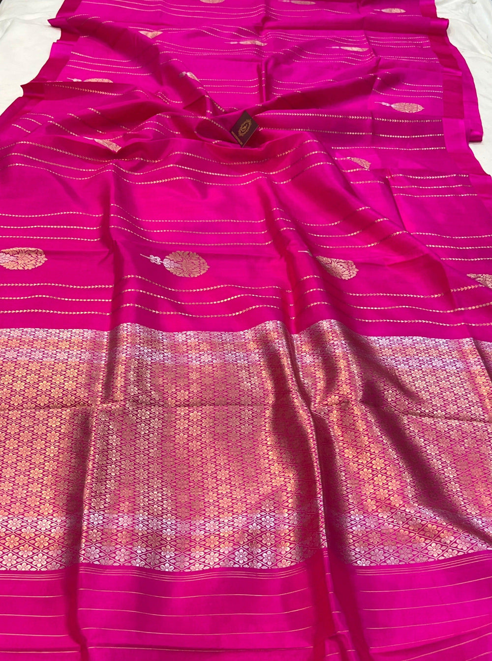 Rani Pink Pure Banarasi Handloom Silk Saree - Aura Benaras