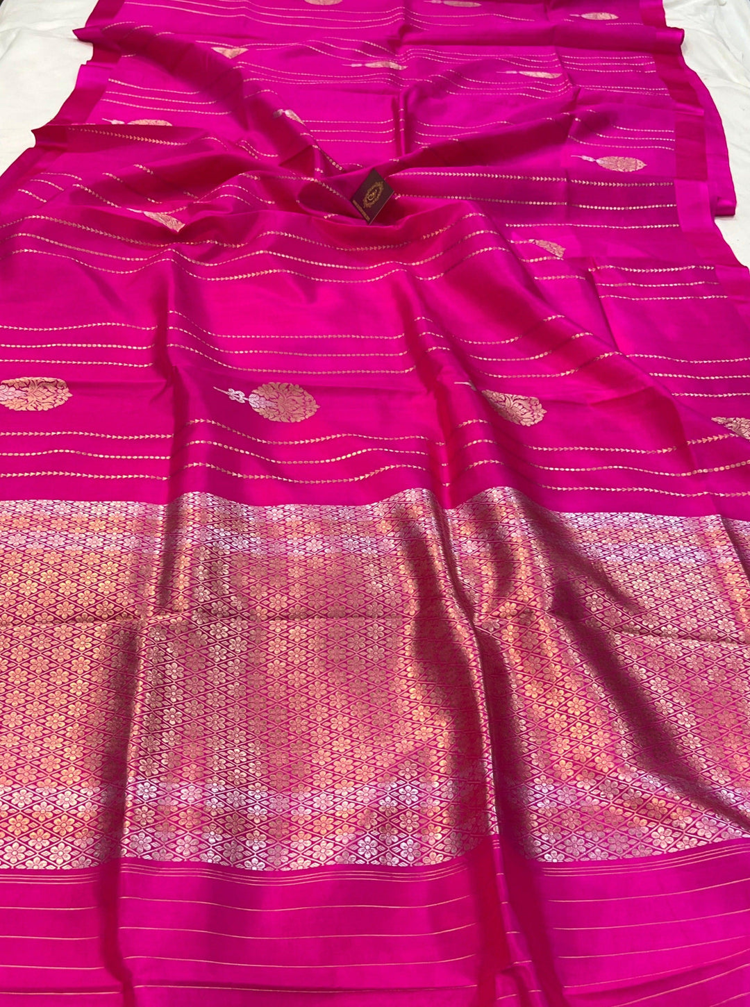 Rani Pink Pure Banarasi Handloom Silk Saree - Aura Benaras