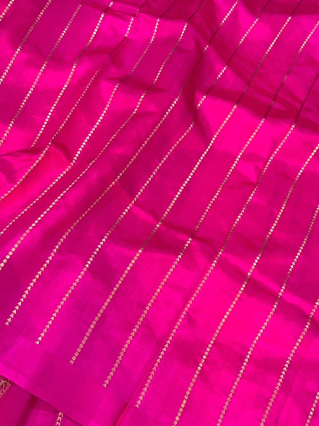 Rani Pink Pure Banarasi Handloom Silk Saree - Aura Benaras