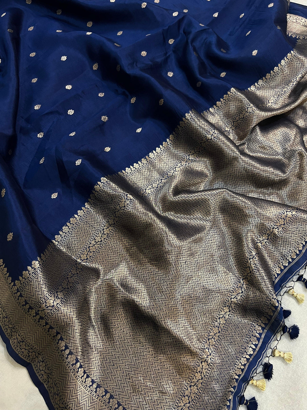 Navy Blue Pure Banarasi Handloom Silk Saree - Aura Benaras