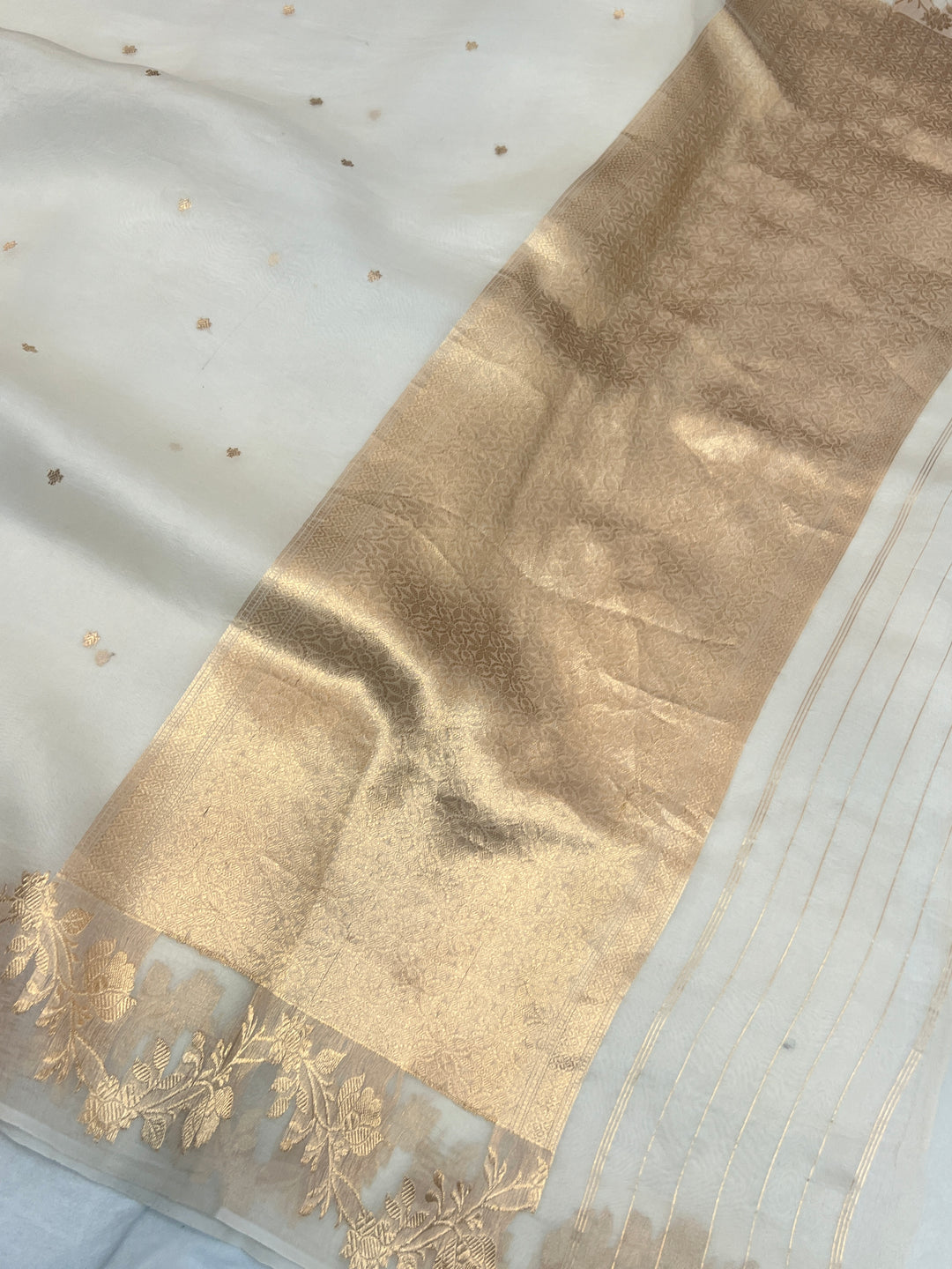 Off White Pure Kora Silk Handloom Banarasi Saree