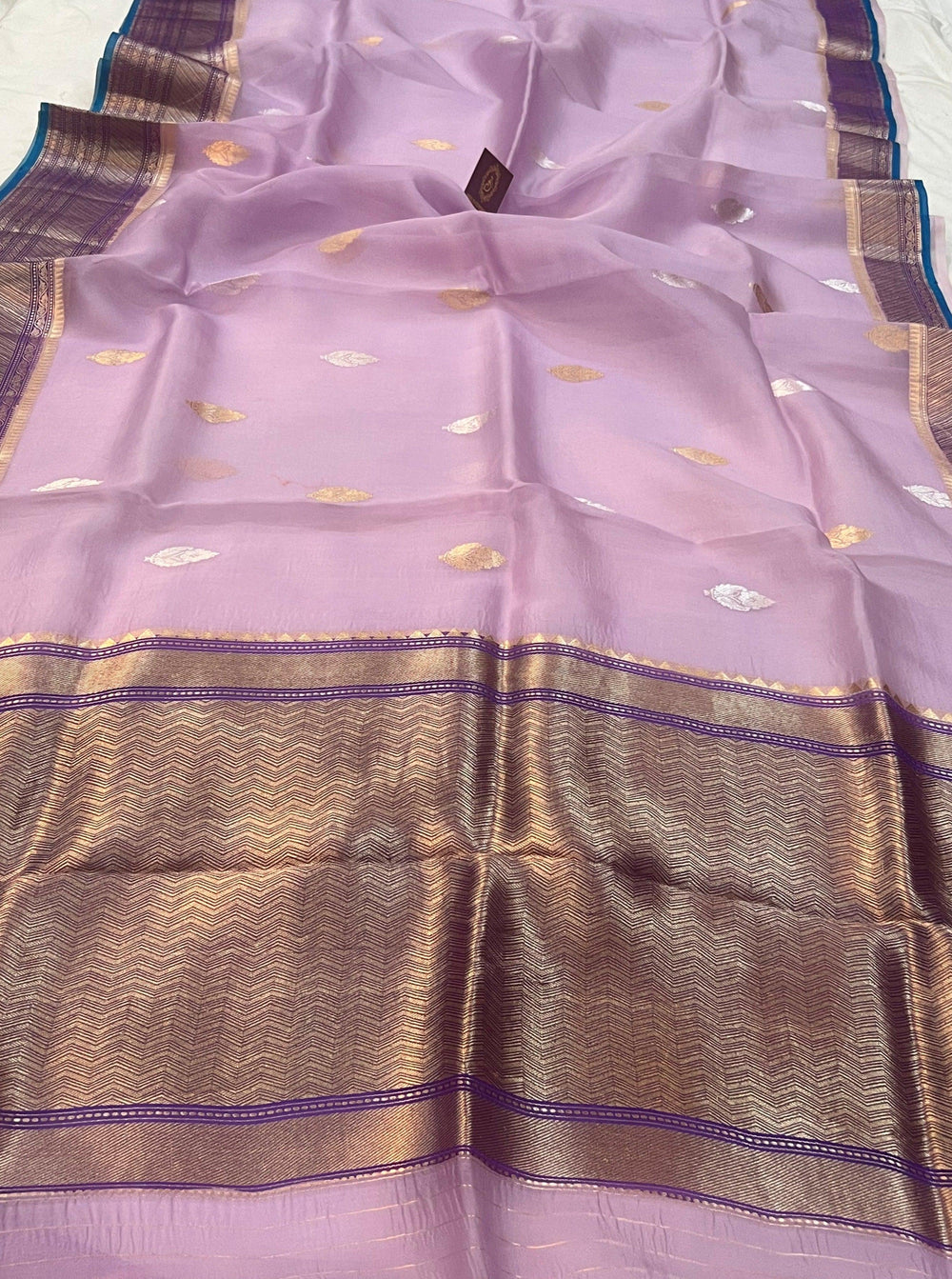 Lavender Banarasi Handloom Kora Silk Saree - Aura Benaras
