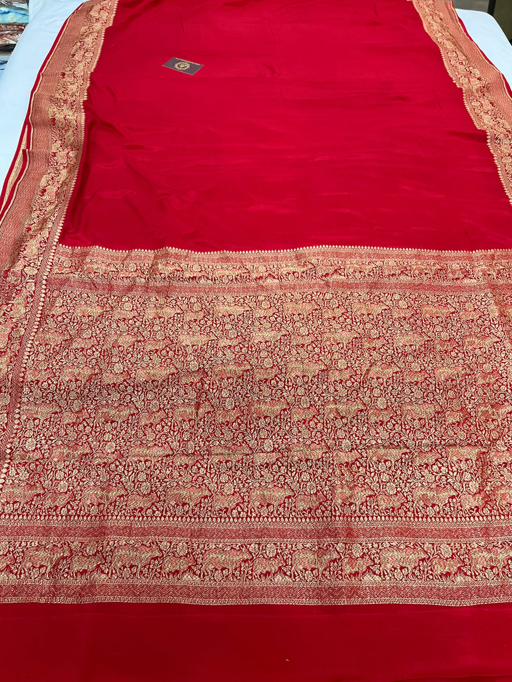 Red Pure Crepe Silk Banarasi Saree with Antique Zari Border 
